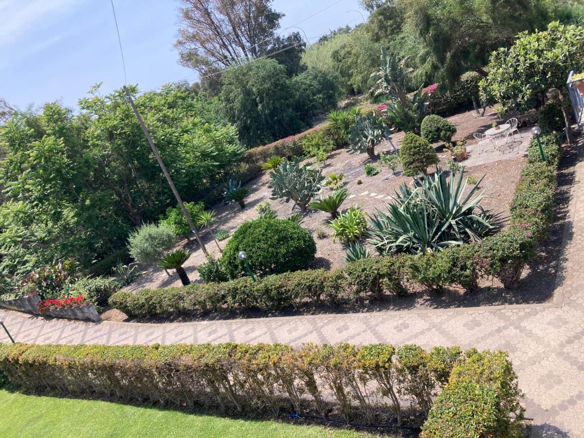 Villa Con Piscina Esclusiva Vista Etna Mascali Bagian luar foto