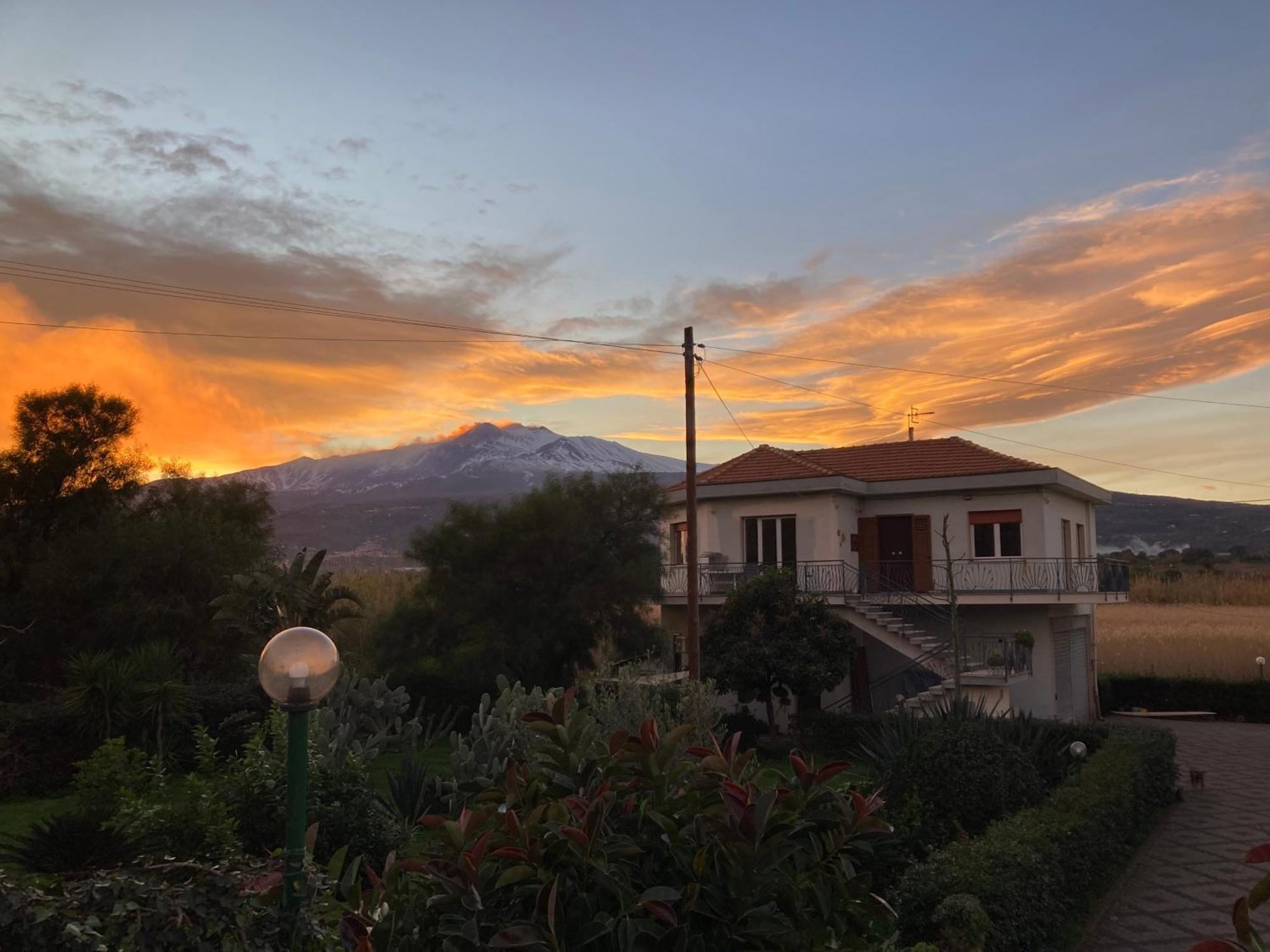 Villa Con Piscina Esclusiva Vista Etna Mascali Bagian luar foto